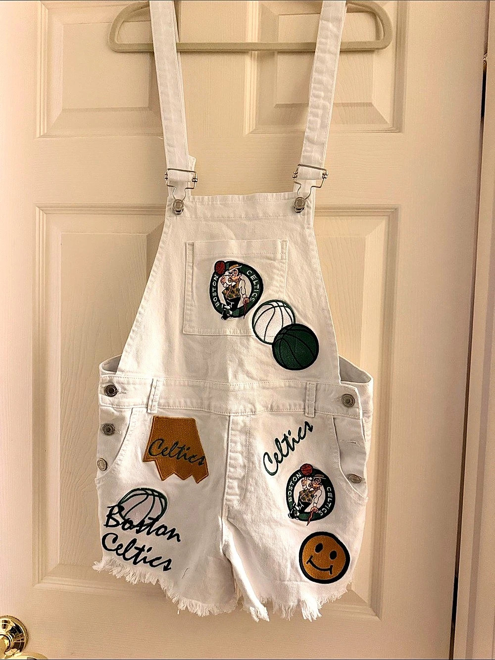 FISLL DENIM Boston Celtics White Denim Overalls Shorts Large